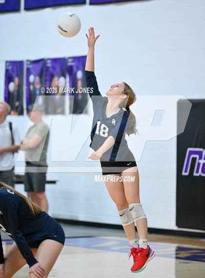 Thumbnail 3 in JV: Northwest Christian vs. Benjamin Franklin photogallery.