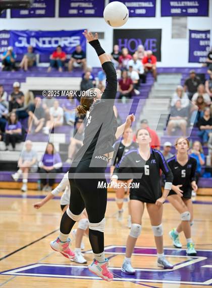 Thumbnail 1 in JV: Northwest Christian vs. Benjamin Franklin photogallery.