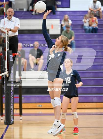 Thumbnail 2 in JV: Northwest Christian vs. Benjamin Franklin photogallery.