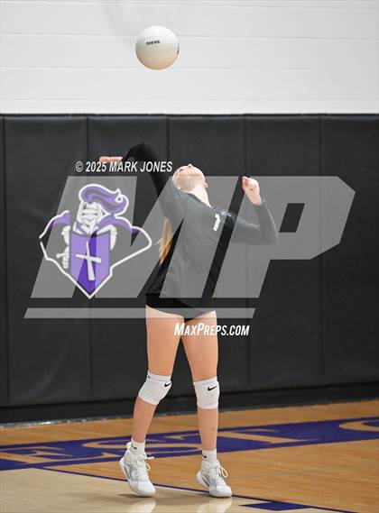 Thumbnail 2 in JV: Northwest Christian vs. Benjamin Franklin photogallery.