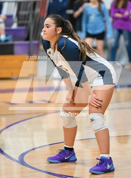 Thumbnail 3 in JV: Northwest Christian vs. Benjamin Franklin photogallery.