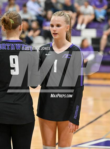 Thumbnail 3 in JV: Northwest Christian vs. Benjamin Franklin photogallery.