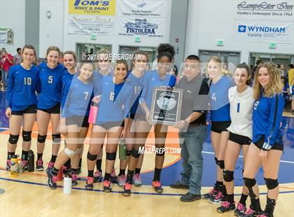 Thumbnail 2 in Immanuel vs. Chowchilla (CIF CS D3 Final) photogallery.