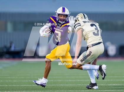 Thumbnail 1 in King @ Brackenridge photogallery.