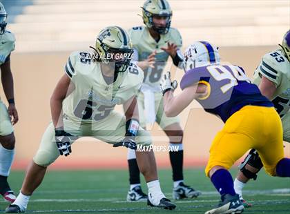 Thumbnail 1 in King @ Brackenridge photogallery.
