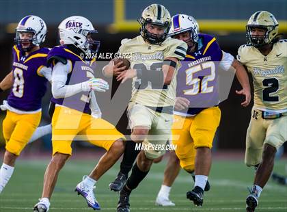 Thumbnail 2 in King @ Brackenridge photogallery.