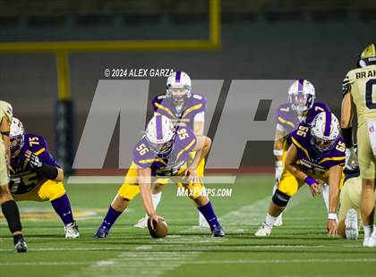 Thumbnail 3 in King @ Brackenridge photogallery.