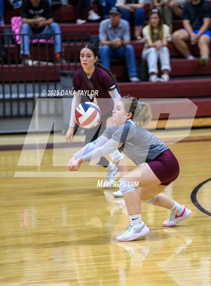 Thumbnail 3 in Comanche @ Millsap photogallery.