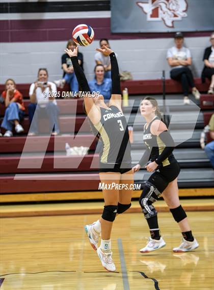 Thumbnail 1 in Comanche @ Millsap photogallery.