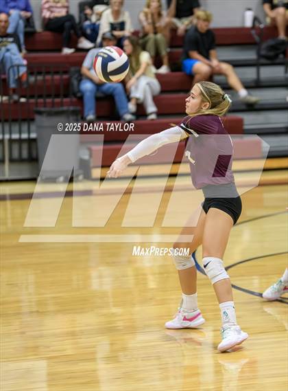 Thumbnail 1 in Comanche @ Millsap photogallery.