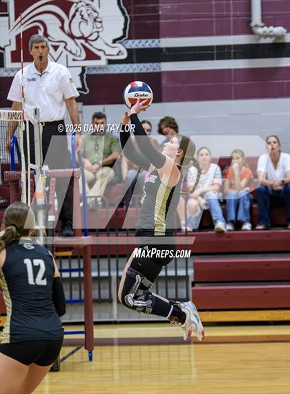 Thumbnail 3 in Comanche @ Millsap photogallery.