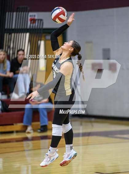 Thumbnail 3 in Comanche @ Millsap photogallery.