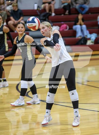 Thumbnail 2 in Comanche @ Millsap photogallery.