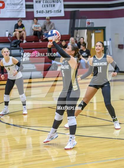 Thumbnail 3 in Comanche @ Millsap photogallery.