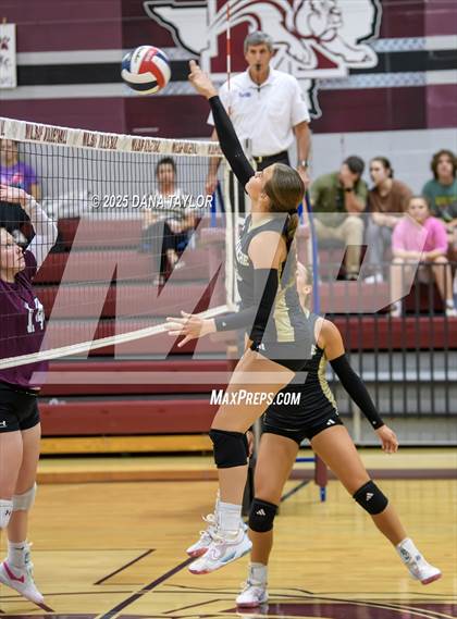 Thumbnail 2 in Comanche @ Millsap photogallery.