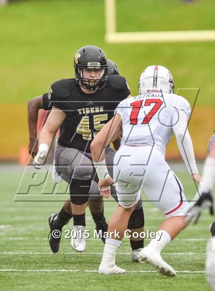 Thumbnail 2 in Mansfield vs. Lake Travis (UIL 6A D2 Semifinal) photogallery.