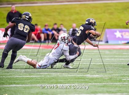 Thumbnail 3 in Mansfield vs. Lake Travis (UIL 6A D2 Semifinal) photogallery.