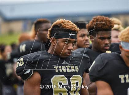 Thumbnail 1 in Mansfield vs. Lake Travis (UIL 6A D2 Semifinal) photogallery.