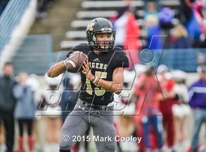 Thumbnail 3 in Mansfield vs. Lake Travis (UIL 6A D2 Semifinal) photogallery.