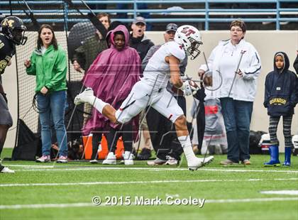 Thumbnail 3 in Mansfield vs. Lake Travis (UIL 6A D2 Semifinal) photogallery.
