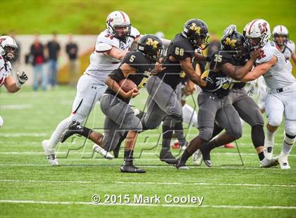 Thumbnail 3 in Mansfield vs. Lake Travis (UIL 6A D2 Semifinal) photogallery.