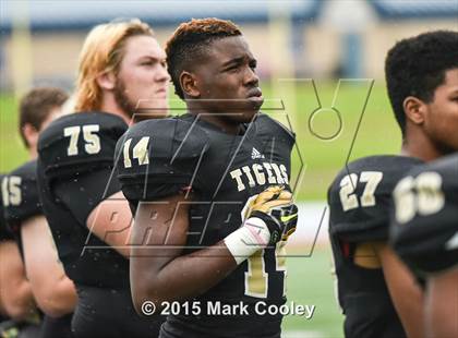 Thumbnail 2 in Mansfield vs. Lake Travis (UIL 6A D2 Semifinal) photogallery.