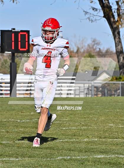 Thumbnail 2 in Glenwood Springs @ Green Mountain (3A Round 1 Playoff) photogallery.