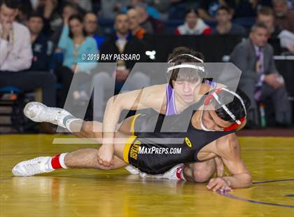 Thumbnail 1 in NYSPHSAA D1 Wrestling Championships (Finals 99 - 126 lbs) photogallery.