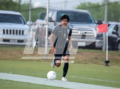 Thumbnail 3 in Flour Bluff vs. Rivera  (Uil Region IV 5A D1 Area Finals) photogallery.