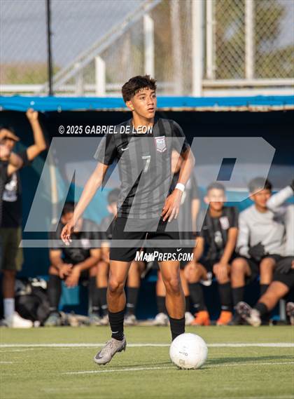 Thumbnail 2 in Flour Bluff vs. Rivera  (Uil Region IV 5A D1 Area Finals) photogallery.