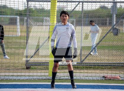 Thumbnail 2 in Flour Bluff vs. Rivera  (Uil Region IV 5A D1 Area Finals) photogallery.
