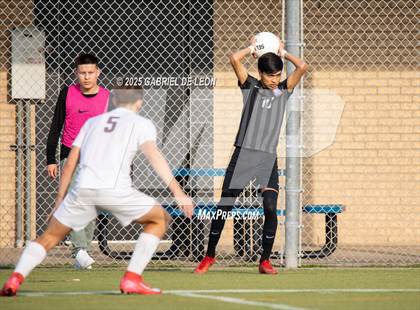 Thumbnail 2 in Flour Bluff vs. Rivera  (Uil Region IV 5A D1 Area Finals) photogallery.