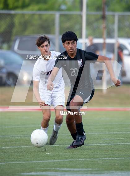Thumbnail 3 in Flour Bluff vs. Rivera  (Uil Region IV 5A D1 Area Finals) photogallery.