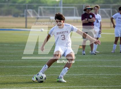 Thumbnail 3 in Flour Bluff vs. Rivera  (Uil Region IV 5A D1 Area Finals) photogallery.