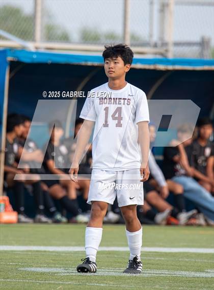 Thumbnail 1 in Flour Bluff vs. Rivera  (Uil Region IV 5A D1 Area Finals) photogallery.