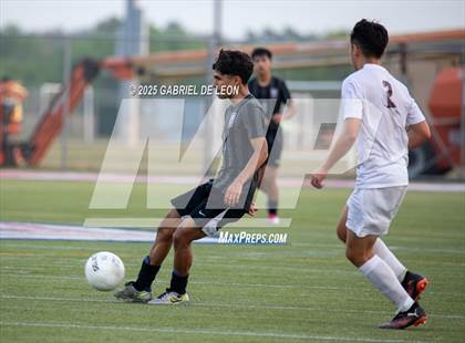 Thumbnail 3 in Flour Bluff vs. Rivera  (Uil Region IV 5A D1 Area Finals) photogallery.