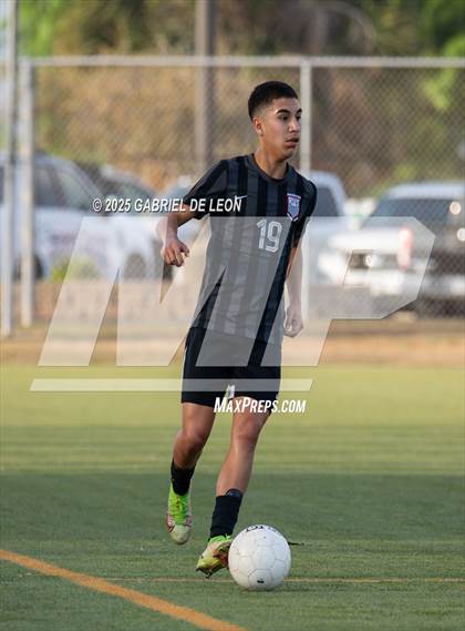 Thumbnail 3 in Flour Bluff vs. Rivera  (Uil Region IV 5A D1 Area Finals) photogallery.