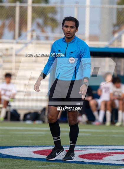 Thumbnail 2 in Flour Bluff vs. Rivera  (Uil Region IV 5A D1 Area Finals) photogallery.
