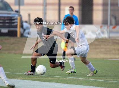 Thumbnail 1 in Flour Bluff vs. Rivera  (Uil Region IV 5A D1 Area Finals) photogallery.