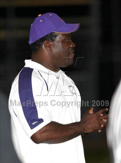 Thumbnail 1 in Harvard-Westlake @ Lynwood photogallery.