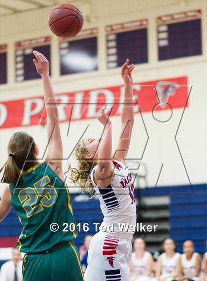 Thumbnail 1 in Saratoga vs. Leigh photogallery.