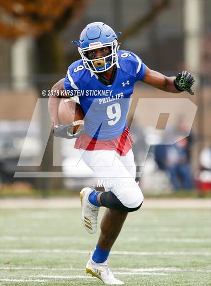 Thumbnail 2 in Prairie Ridge vs. Phillips (IHSA 6A Second Round Playoff) photogallery.