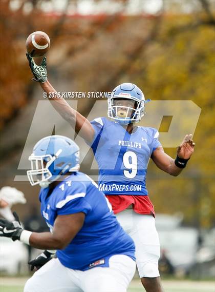 Thumbnail 2 in Prairie Ridge vs. Phillips (IHSA 6A Second Round Playoff) photogallery.