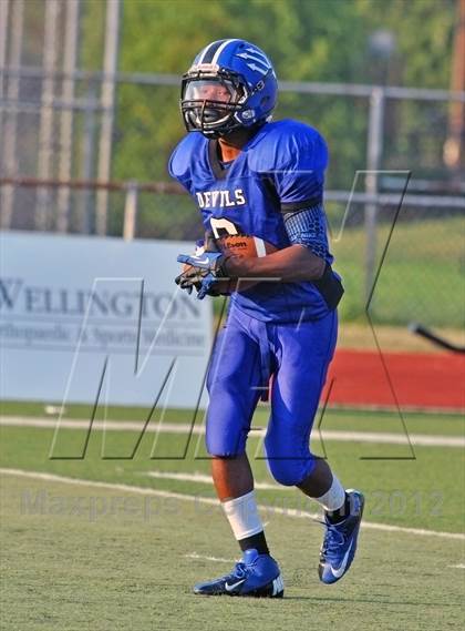 Thumbnail 1 in Roger Bacon @ Reading (Crosstown Showdown) photogallery.