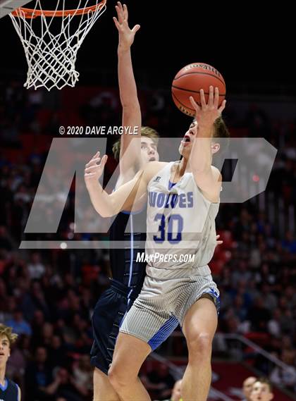 Thumbnail 2 in Fremont vs. Layton (UHSAA 6A Semifinal) photogallery.