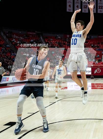 Thumbnail 1 in Fremont vs. Layton (UHSAA 6A Semifinal) photogallery.