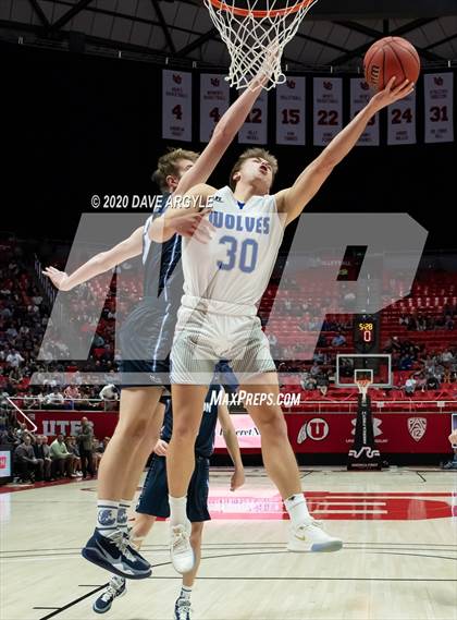 Thumbnail 3 in Fremont vs. Layton (UHSAA 6A Semifinal) photogallery.