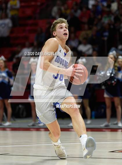 Thumbnail 2 in Fremont vs. Layton (UHSAA 6A Semifinal) photogallery.