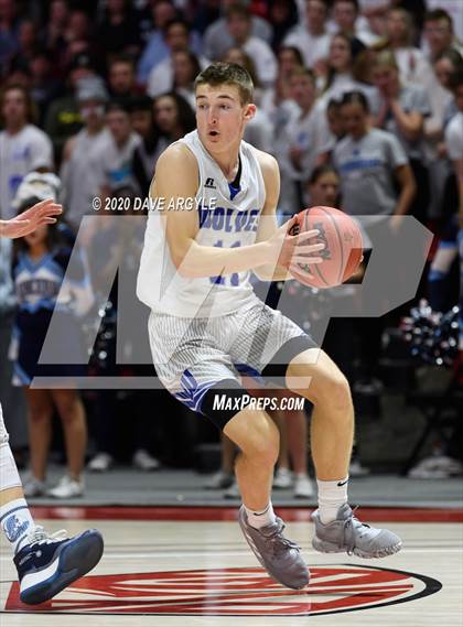 Thumbnail 2 in Fremont vs. Layton (UHSAA 6A Semifinal) photogallery.