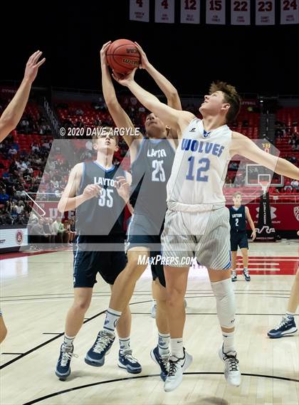 Thumbnail 3 in Fremont vs. Layton (UHSAA 6A Semifinal) photogallery.